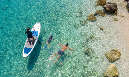 Wasseraktivitäten und Schnorcheln beim Segelurlaub in Kroatien