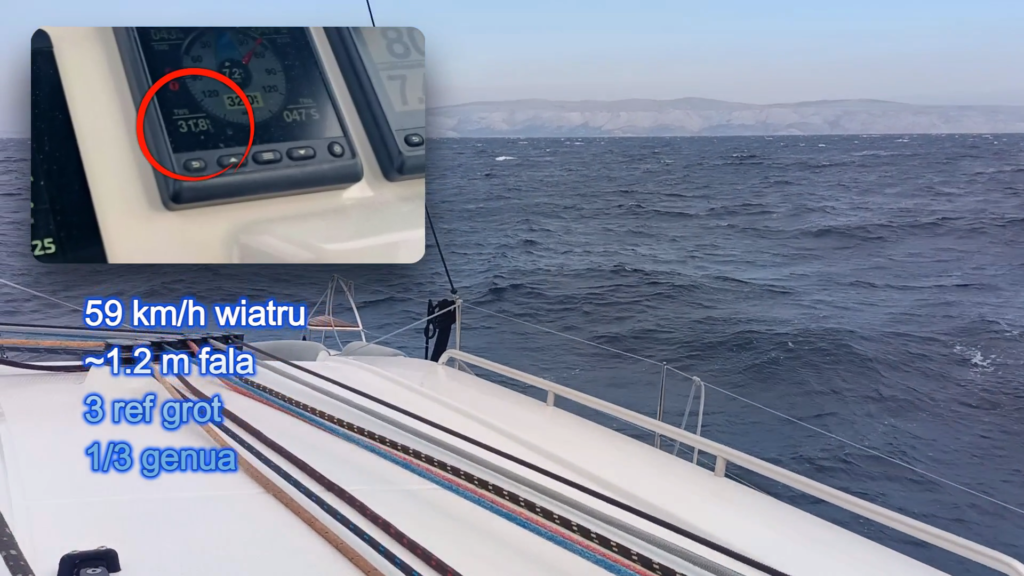 Segeln bei Bora in der Kvarner-Bucht Katamaran bei 32 Knoten Bora beim Segeltörn in der Kvarner Bucht