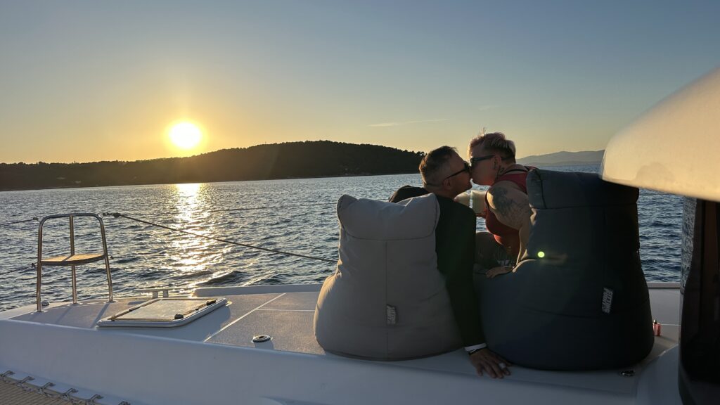 Sonnenuntergang in Nečujam auf Šolta Sonnenuntergang in Nečujam beim romantischen Segelurlaub in Kroatien