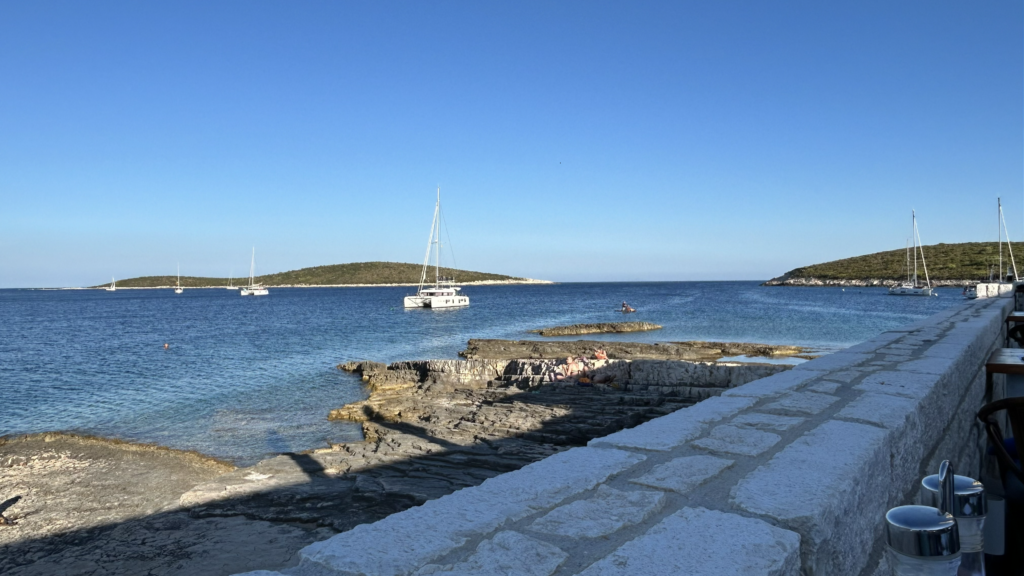 Bucht Rukavac auf der Insel Vis